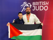 البطل الفلسطيني يوسف عليان الفجاري يفوز في بطولة بريطانيا للماسترز ببرمنغهام
