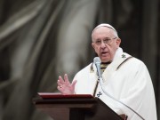 البابا فرنسيس يوجه رسالة إلى المسيحيين الكاثوليك في الأرض المقدسة
