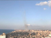 اندلاع حريق شمال فلسطين المحتلة جراء سقوط صاروخ من لبنان