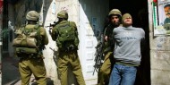 بالأسماء|| العدو يشن حملة مداهمات واعتقالات بمدن الضفة الفلسطينية