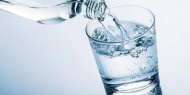 شرب الماء مع الاكل.. مضر أم مفيد لصحتنا؟