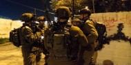 الاحتلال يعتقل عددا من المواطنين خلال مداهمات في الضفة