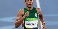البطل الأولمبي فان نيكيرك يفترق عن مدربته
