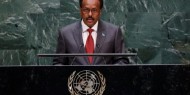 رئيس الصومال يوقع قانونا يمدد فترته الرئاسية عامين