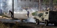 إصابة العشرات جراء قمع الاحتلال لمسيرة سلمية بقرية "المغير" شرق رام الله