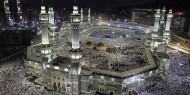 السعودية: إيقاف صلاة الجمعة والجماعة في المساجد لمنع تفشي "كورونا"