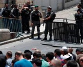 مراسلتنا: الاحتلال يعيق وصول المصلين إلى المسجد الأقصى