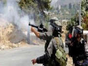 قوات الاحتلال تشن حملة اعتقالات وتداهم مناطق متفرقة في الضفة الفلسطينية