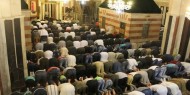 الآلاف يؤدون صلاة الفجر في المسجد الإبراهيمي لحمايته من التهويد