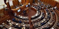 البرلمان الجزائري يقر مسودة التعديلات الدستورية تمهيدا لطرحها في استفتاء عام