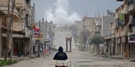 مقتل 10 مدنيا بقصف جوي وصاروخي على إدلب