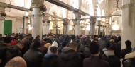 فيديو|| الآلاف يؤدون صلاة الفجر في المسجد الأقصى