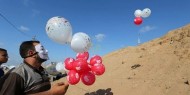 الاحتلال يزعم سقوط بالونات حارقة قرب حدود شمال قطاع غزة