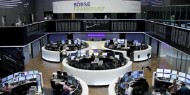 الأسهم الأوروبية تتراجع وتسجل أسوأ أداء أسبوعي منذ أكتوبر