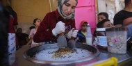 خريجة جامعية تفتتح مشروعها الخاص بصناعة الآيس كريم في غزة
