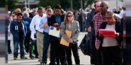 طلبات إعانة البطالة الأمريكية تزيد أكثر من المتوقع