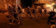 بالأسماء.. الاحتلال ينفذ حملة مداهمات واعتقالات في مدن الضفة