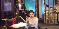 بالفيديو|| شريهان تُغني في مسرحية "كوكو شانيل"
