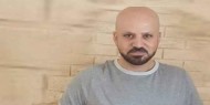 الاحتلال يحتجز الأسير شادي أبو عكر في سجن "عوفر" بظروف قاسية