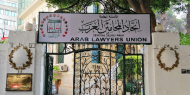 «المحامين العرب» يطالب بفتح تحقيق في جرائم الاحتلال بحق الشعب الفلسطيني