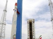 إيران تطلق صاروخا قادرا على حمل أقمار صناعية