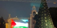 إضاءة شجرة عيد الميلاد داخل ساحة كنيسة المهد في بيت لحم