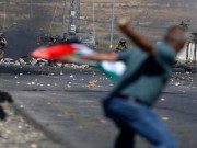 اندلاع مواجهات مع الاحتلال في حي جبل الطويل بمدينة البيرة