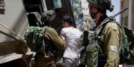 الاحتلال يعتقل 6 مواطنين من مخيم الفوار جنوب الخليل