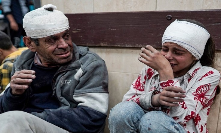 الصحة: الاحتلال ارتكب 4 مجازر ضد العائلات في غزة راح ضحيتها 32 شهيدا و69 مصابا